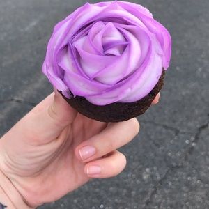 Meet your Posher, Katrina